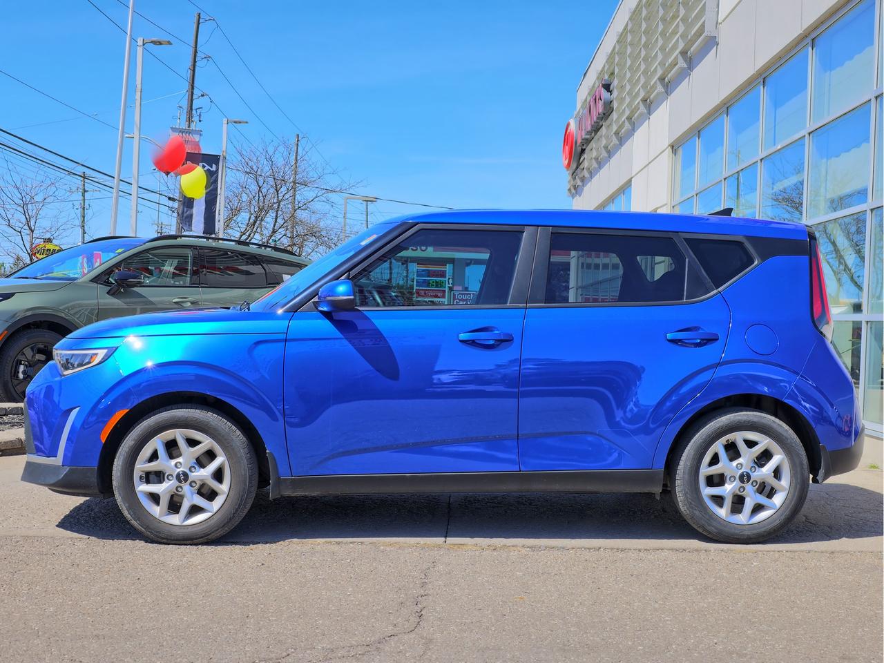 2023 Kia Soul EX   Blindspot Alert   Lane Assist   Android Auto Photo