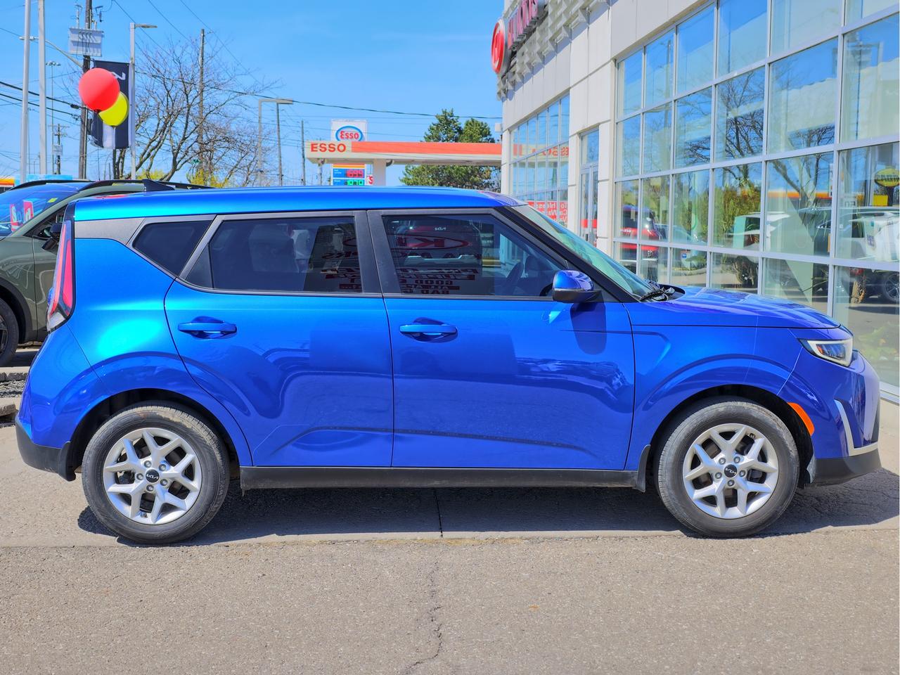 2023 Kia Soul EX   Blindspot Alert   Lane Assist   Android Auto Photo