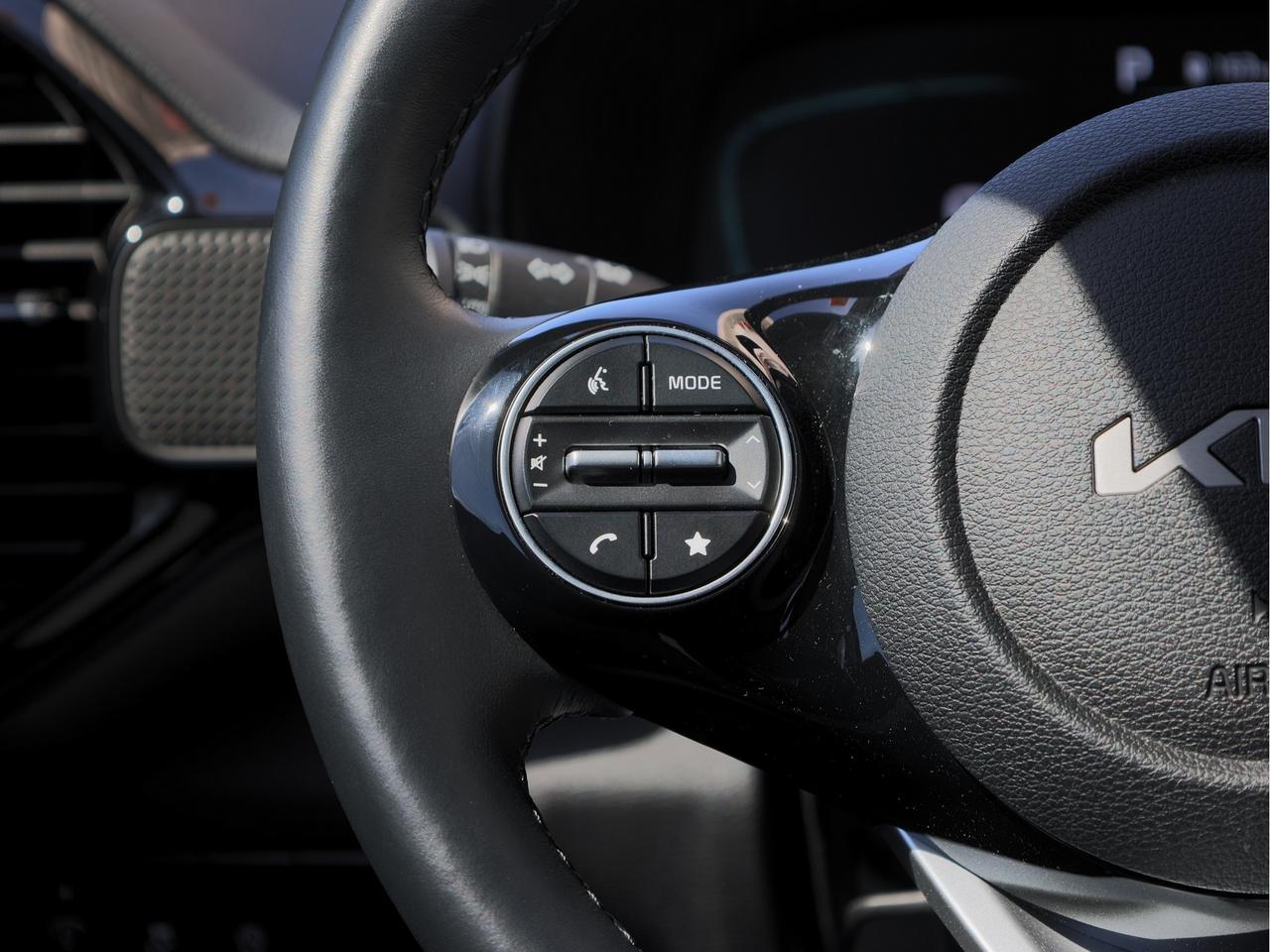 2023 Kia Soul EX   Blindspot Alert   Lane Assist   Android Auto Photo