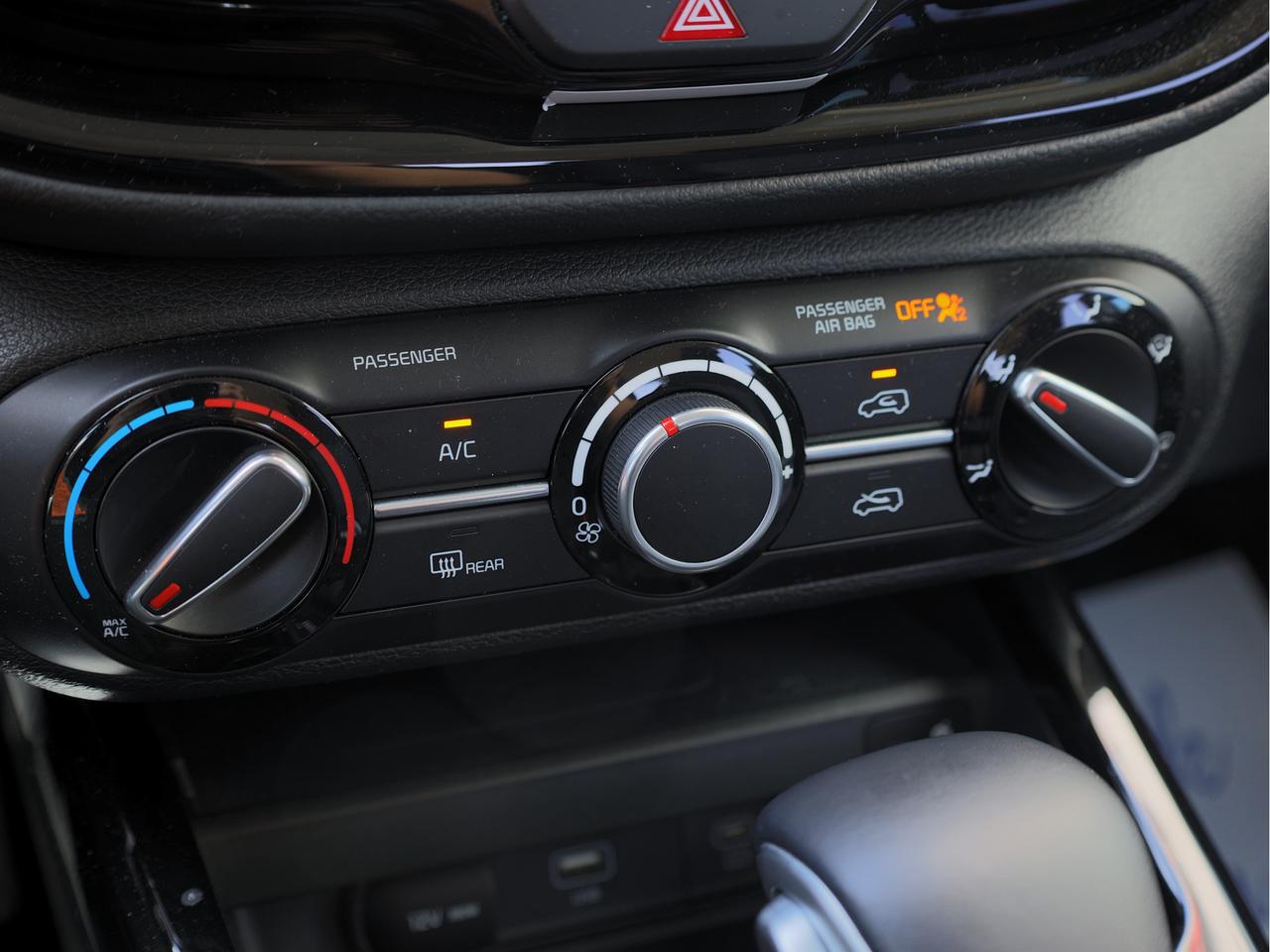 2023 Kia Soul EX   Blindspot Alert   Lane Assist   Android Auto Photo