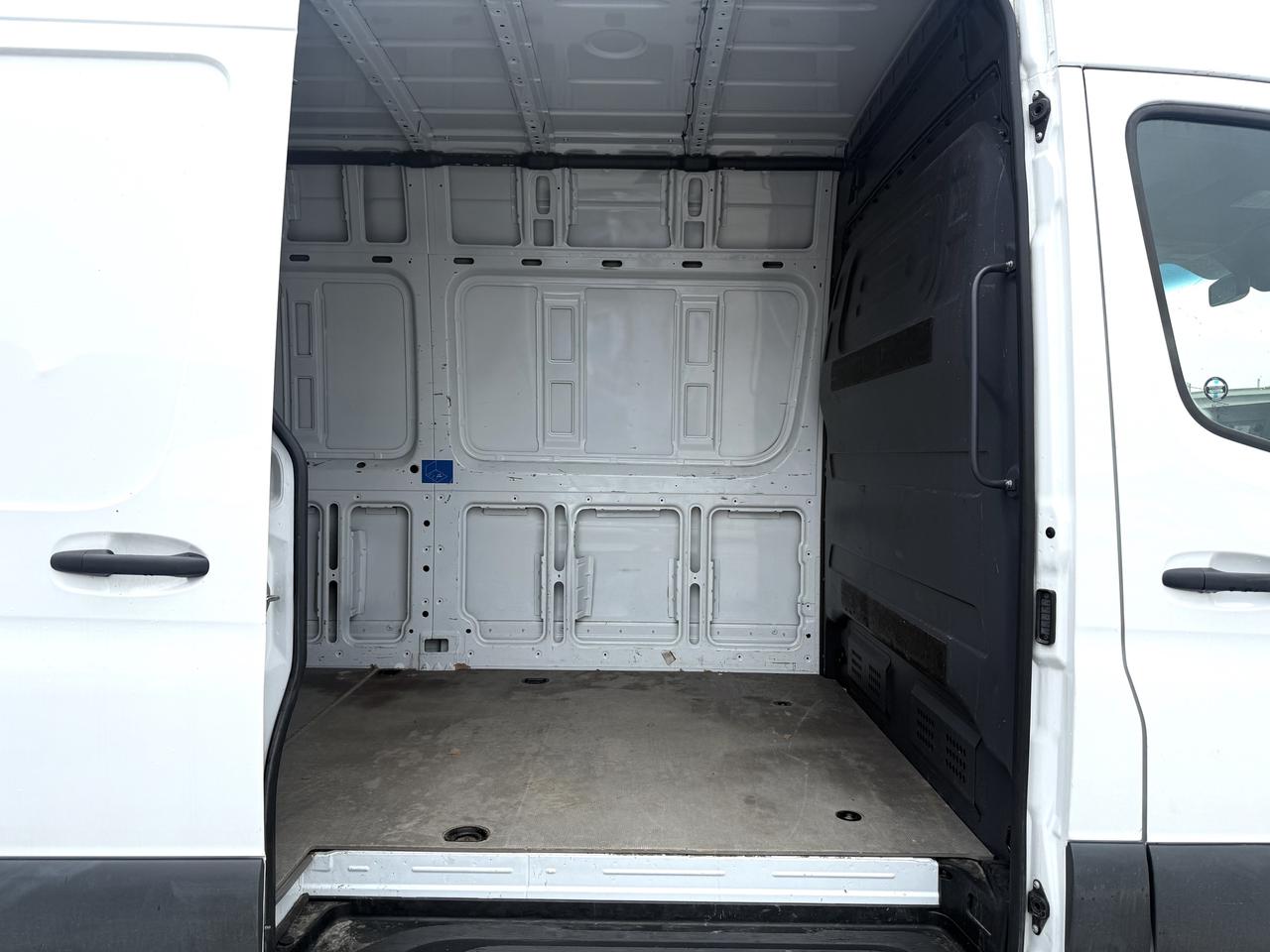 2023 Mercedes-Benz Sprinter 2500 l High Roof l 170" EXT l RWD l Diesel l Photo