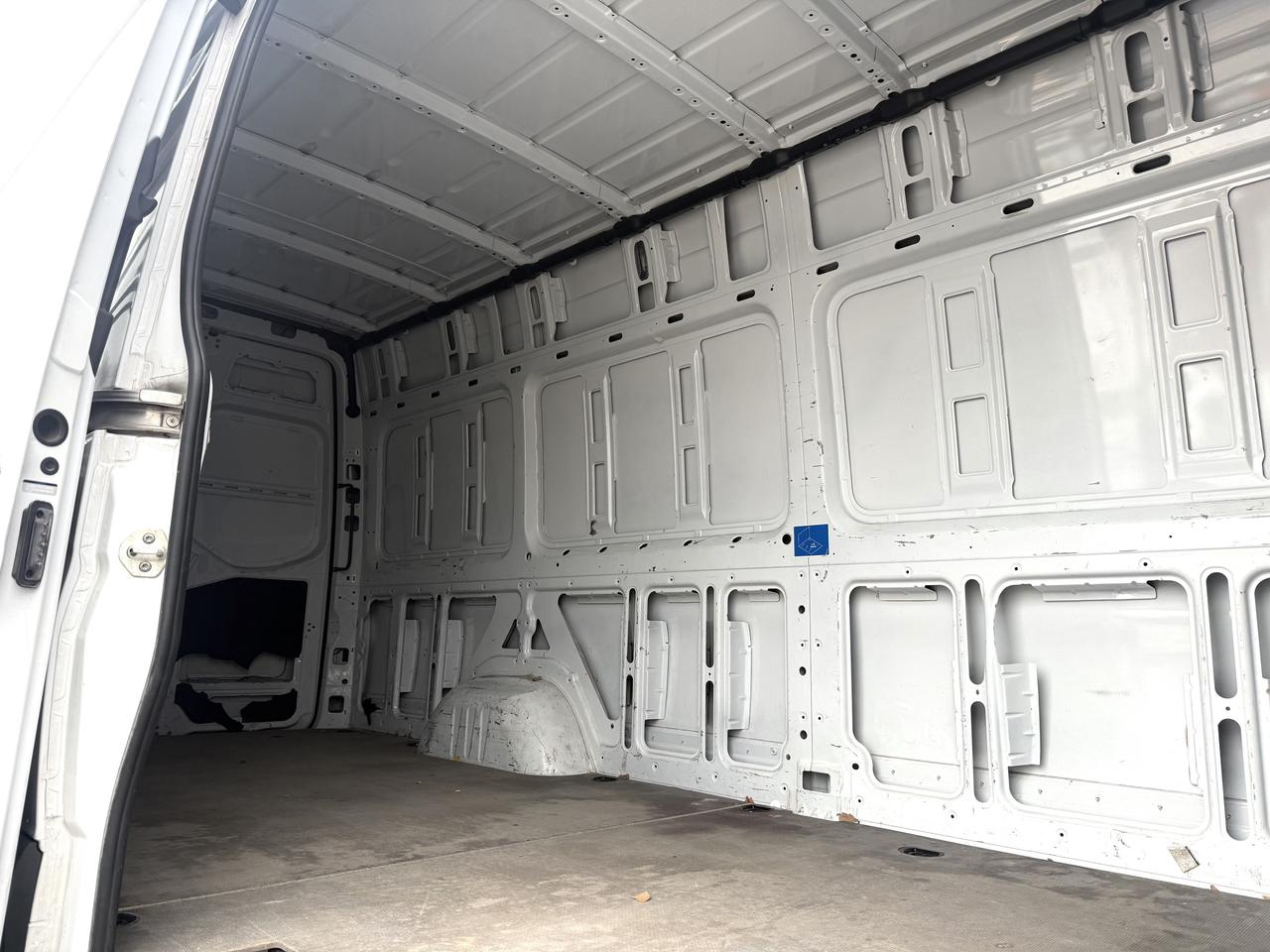 2023 Mercedes-Benz Sprinter 2500 l High Roof l 170" EXT l RWD l Diesel l Photo