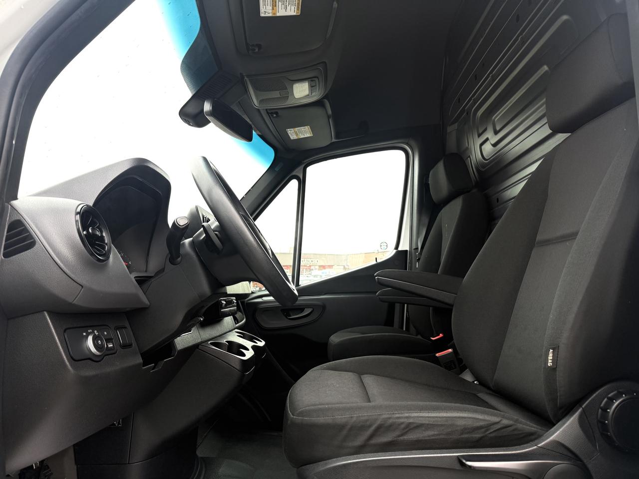 2023 Mercedes-Benz Sprinter 2500 l High Roof l 170" EXT l RWD l Diesel l Photo