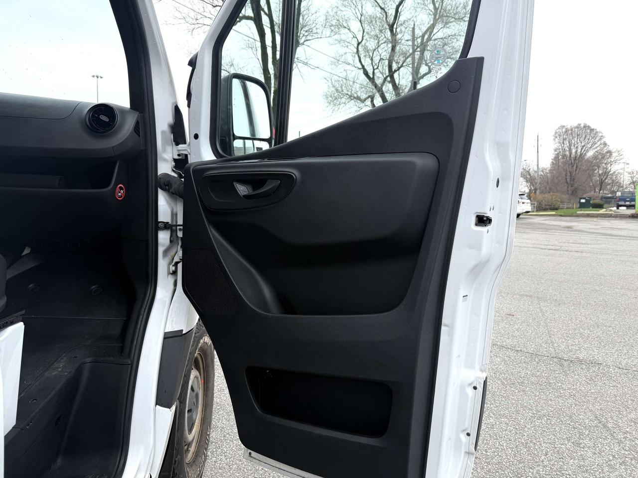 2023 Mercedes-Benz Sprinter 2500 l High Roof l 170" EXT l RWD l Diesel l Photo