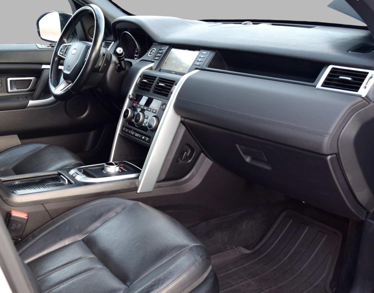 2017 Land Rover Discovery Sport HSE LUXURY Navi Panoramic Sunroof Photo