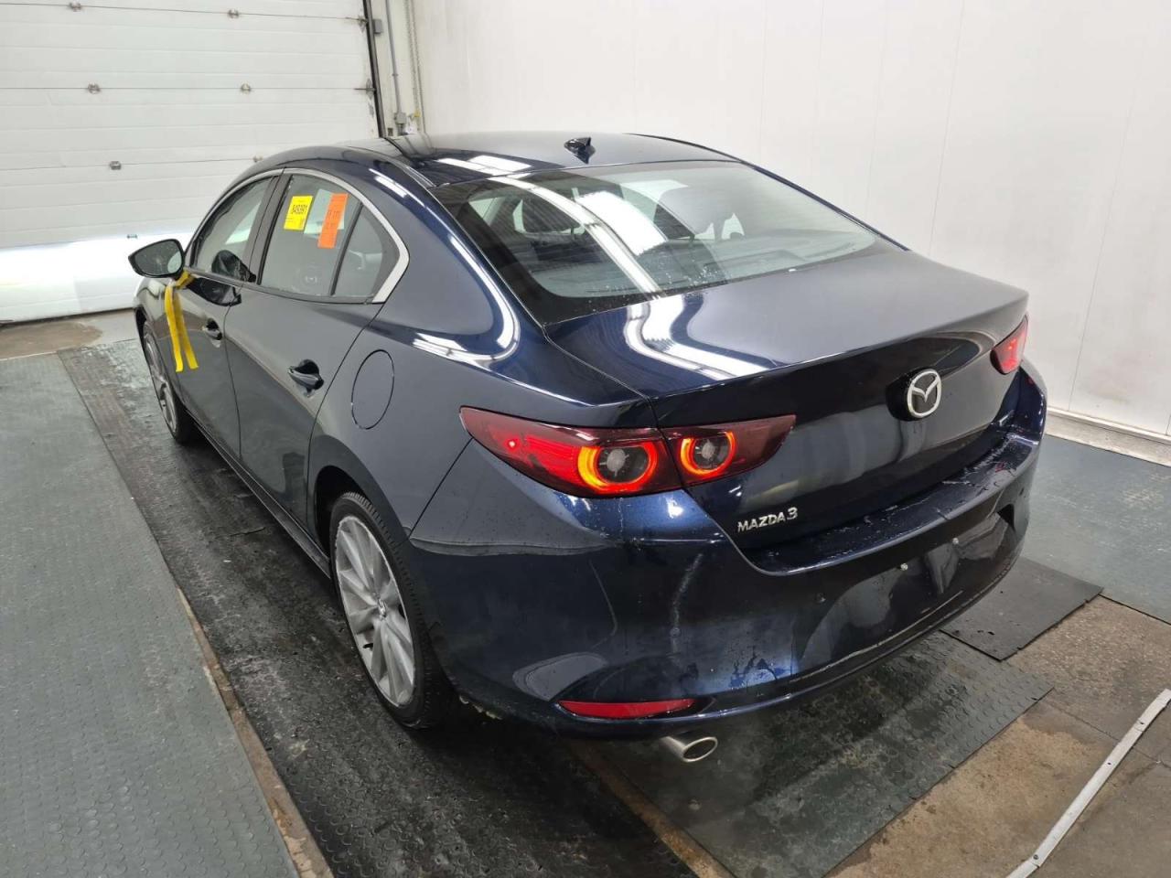 2025 Mazda MAZDA3 No Accident l Mazda Warranty l GT l FWD l 2.5i Photo