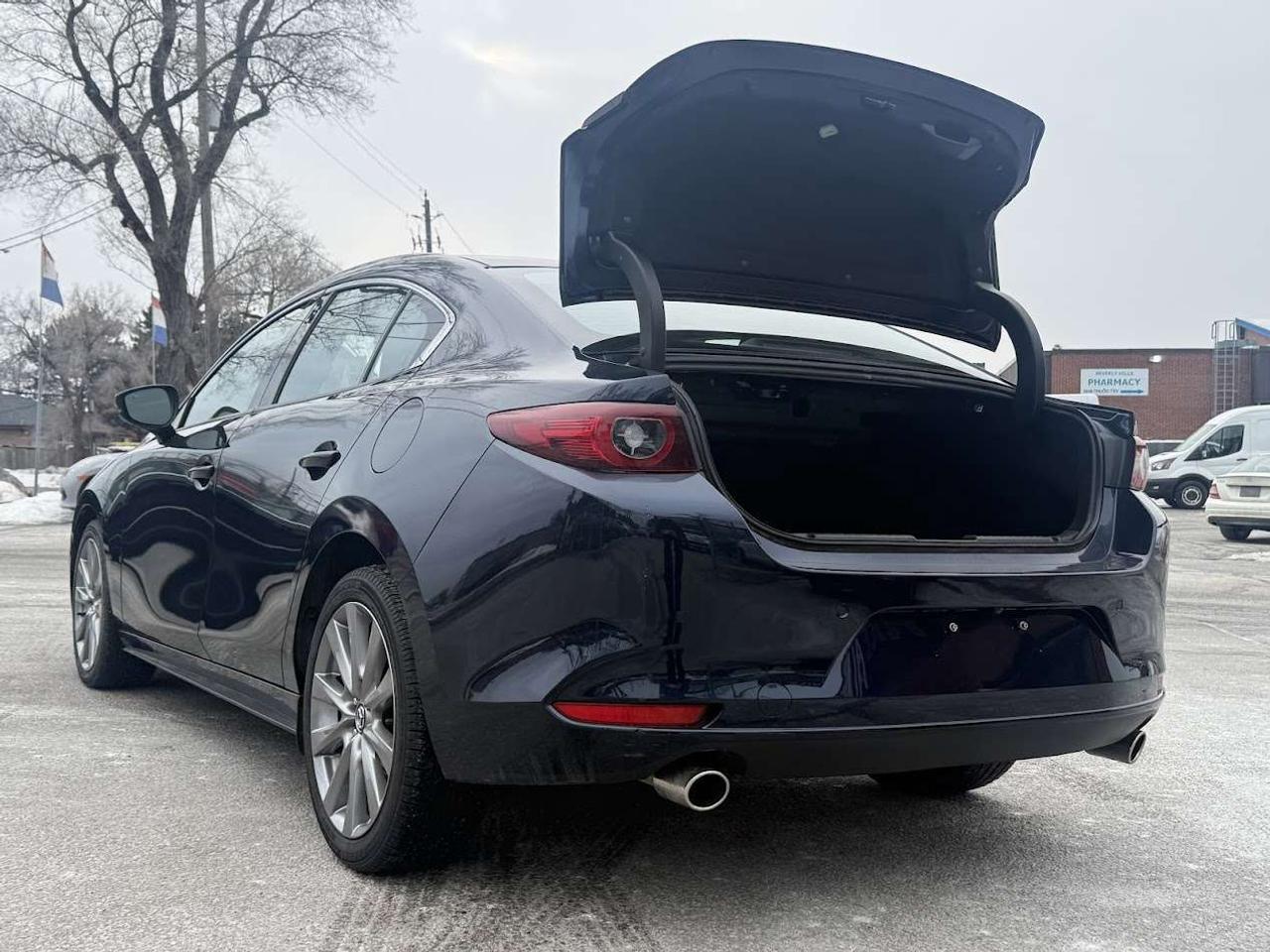 2025 Mazda MAZDA3 No Accident l Mazda Warranty l GT l FWD l 2.5i Photo