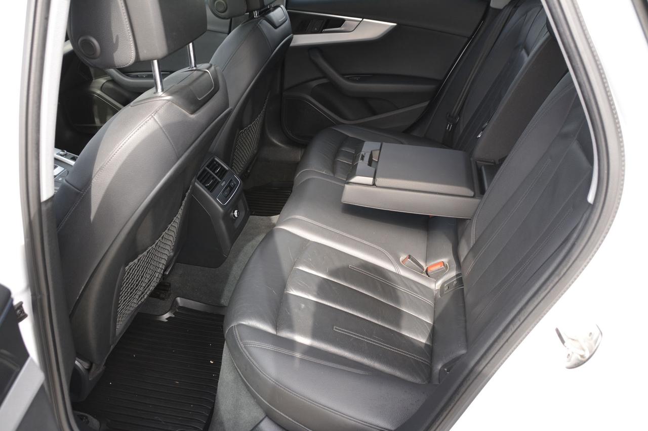 2018 Audi A4 CERTIFIED   2.0 TFSI quattro Technik S tronic Photo