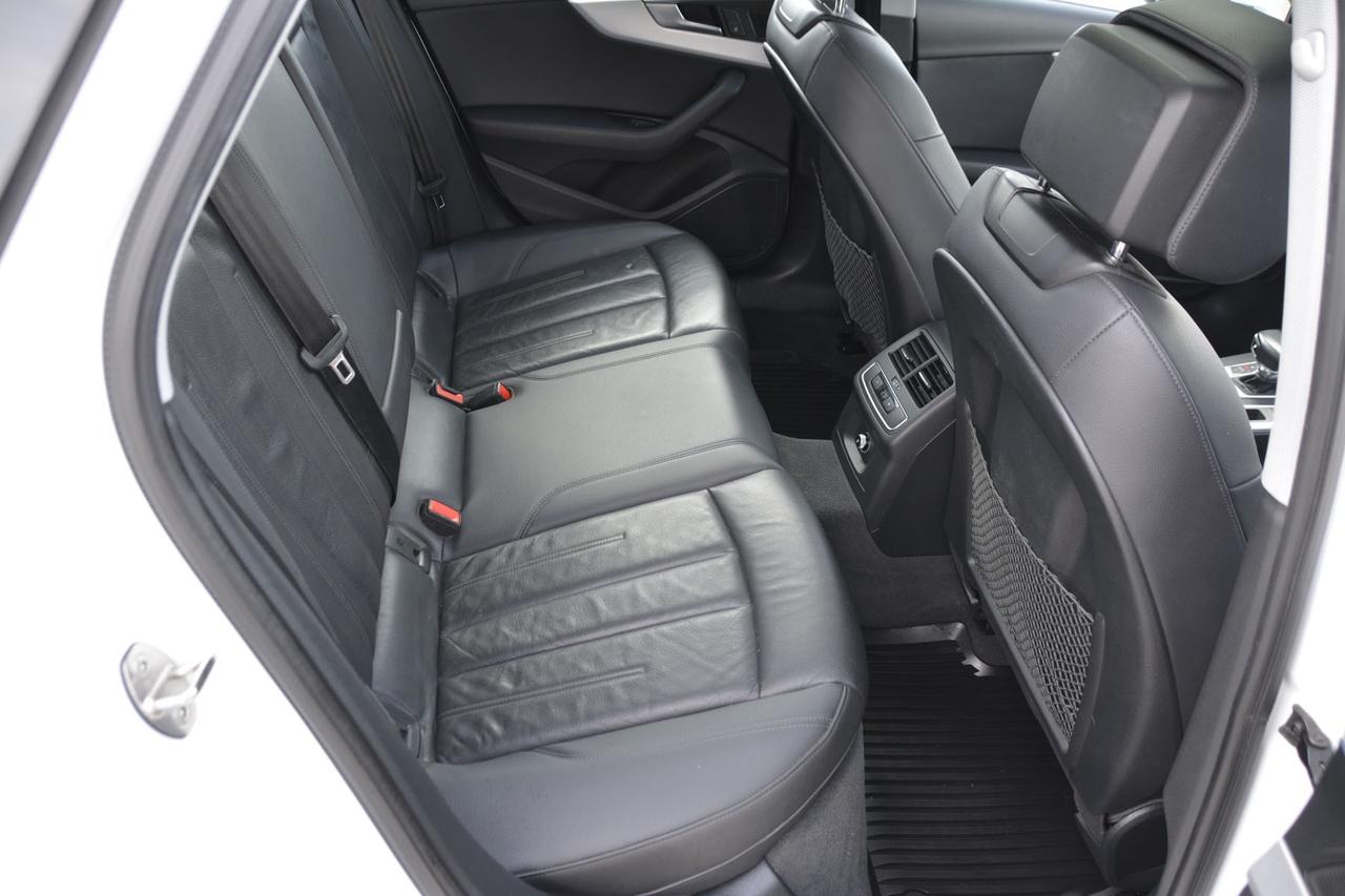 2018 Audi A4 CERTIFIED   2.0 TFSI quattro Technik S tronic Photo