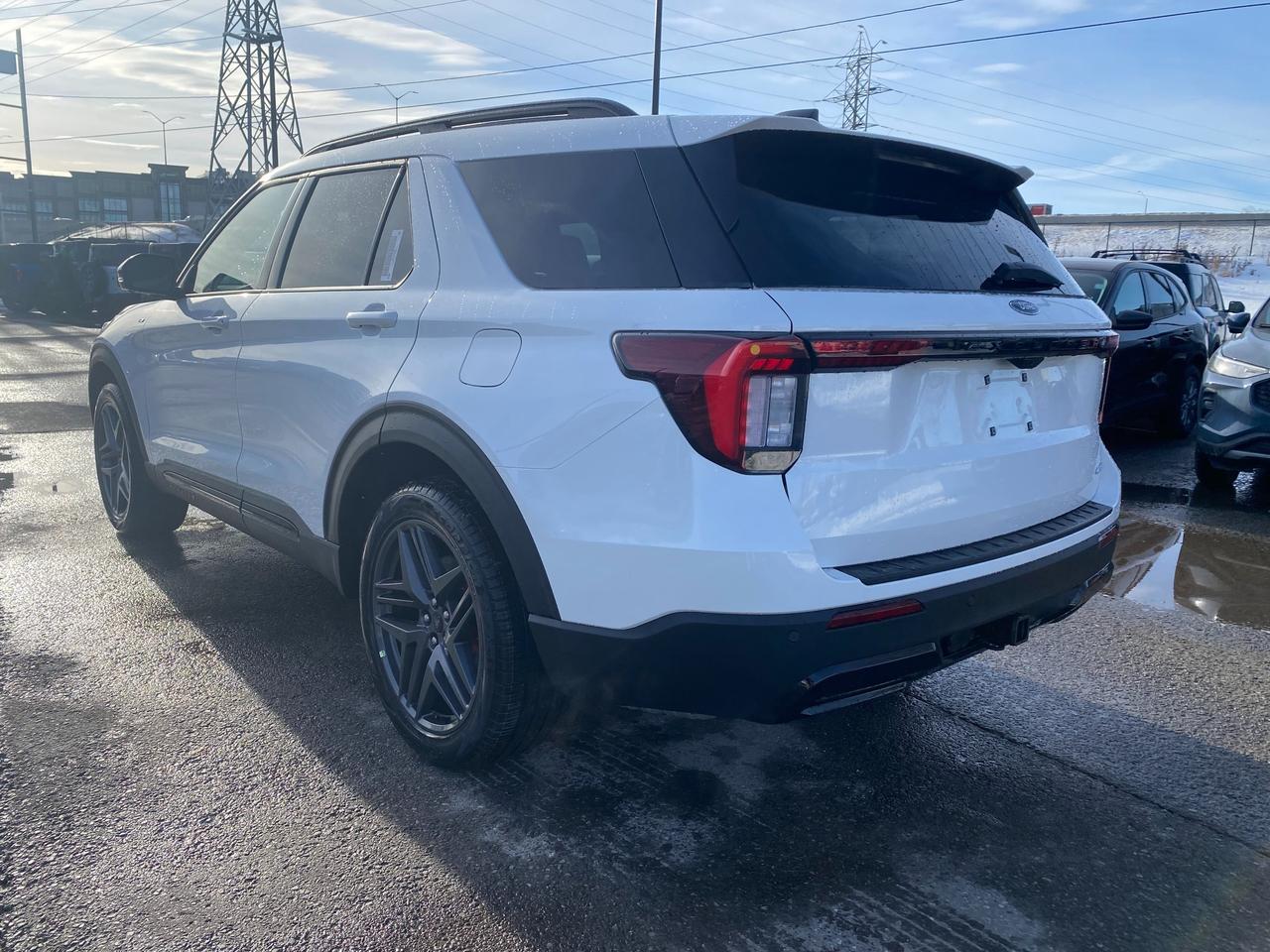 2026 Ford Explorer ST-Line 4dr 4x4 Photo