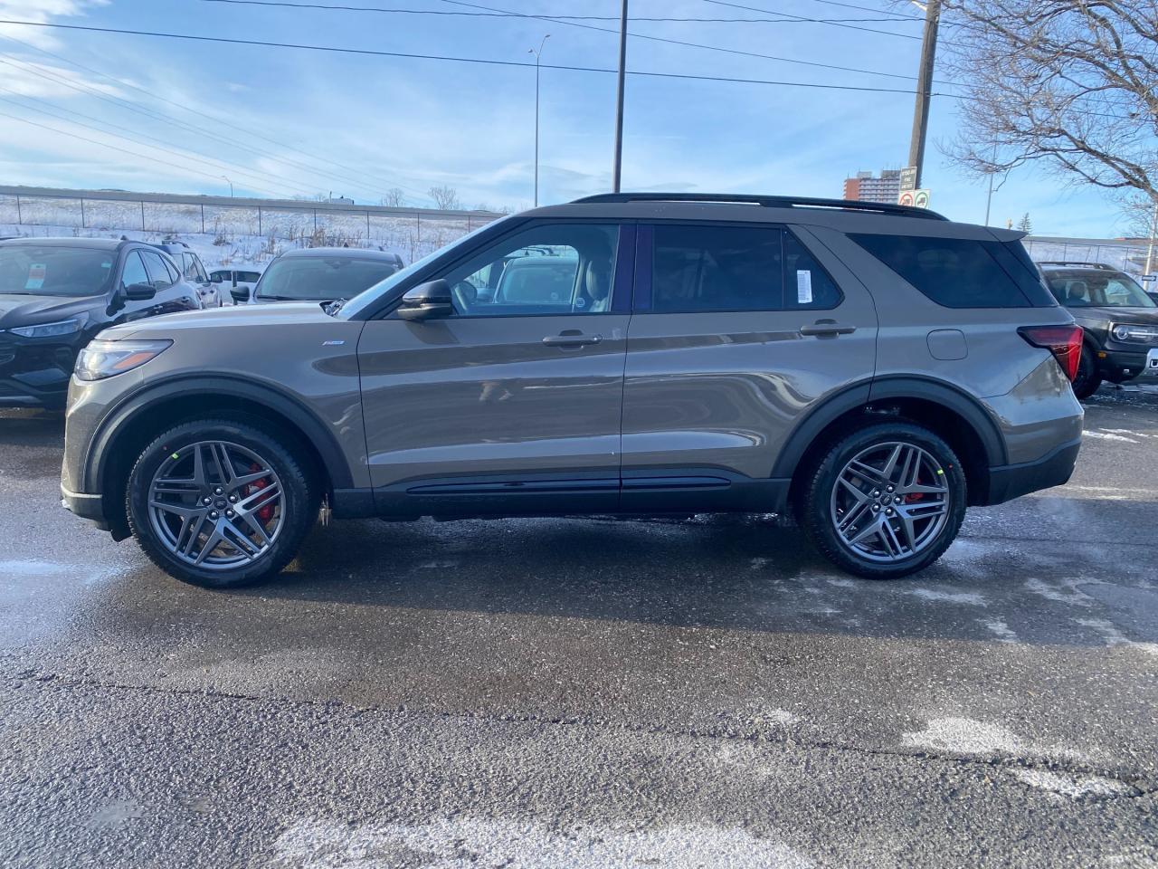 2026 Ford Explorer ST-Line 4dr 4x4 Photo