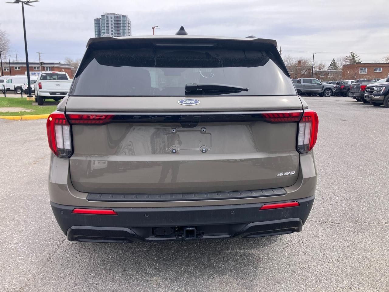 2026 Ford Explorer ST-Line 4dr 4x4 Photo4