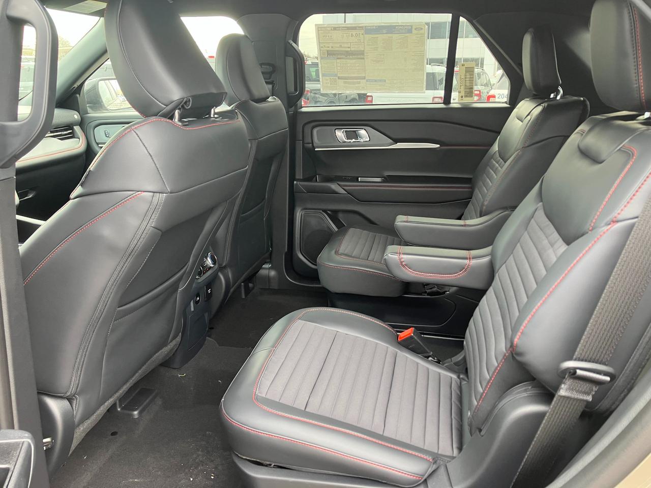 2026 Ford Explorer ST-Line 4dr 4x4 Photo