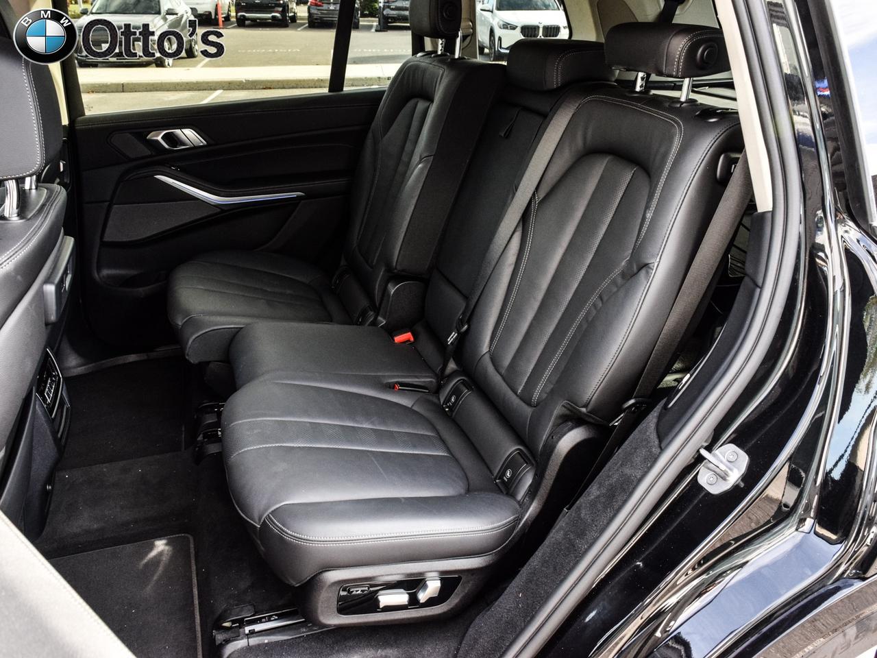 2022 BMW X7 xDrive40i Premium Enhanced Package 22inch Lt/Aly W Photo