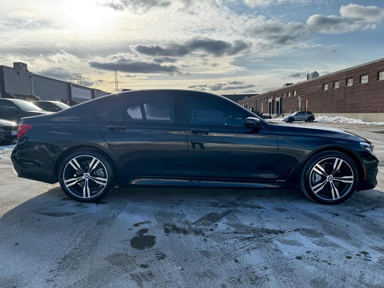 2018 BMW 7 Series No accidents/Massage seats/M package/Alcantara/Self driving Photo