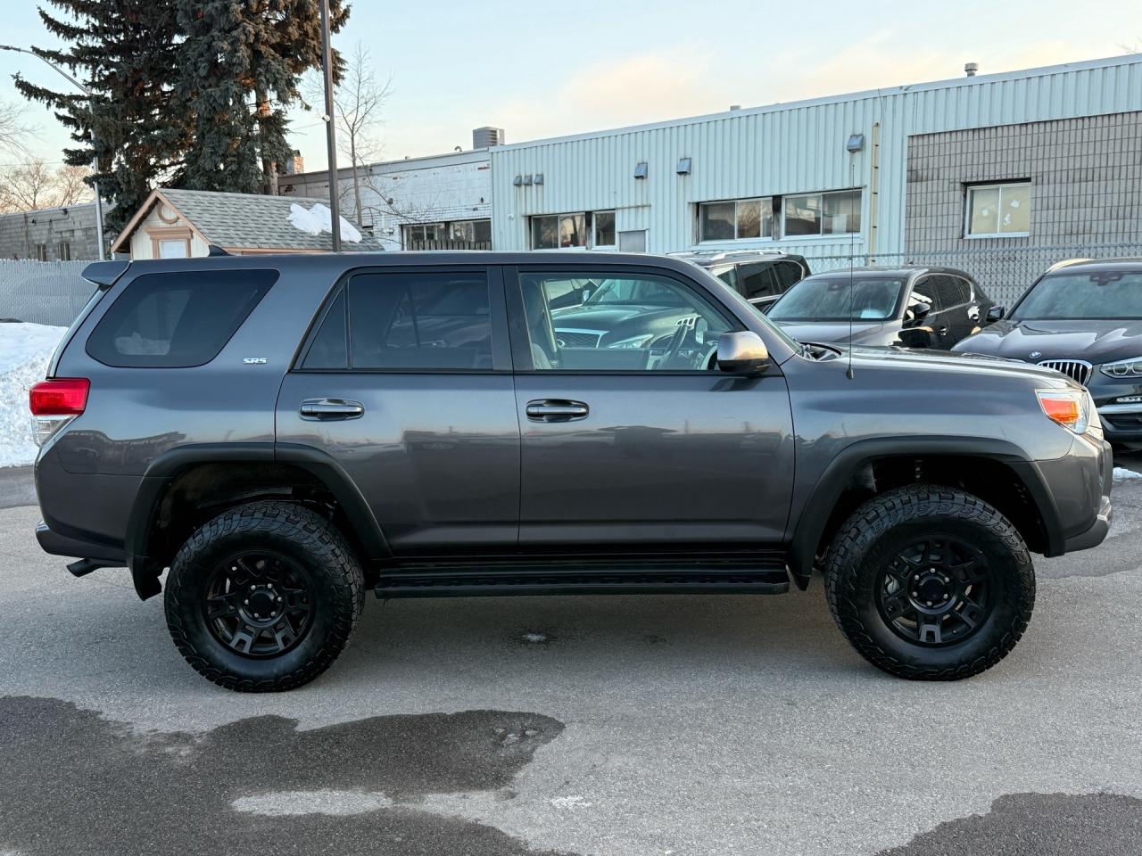 2010 Toyota 4Runner 4WD 4dr V6 SR5  EXCELENT IN & OUT LEATHER SUNROOF Photo