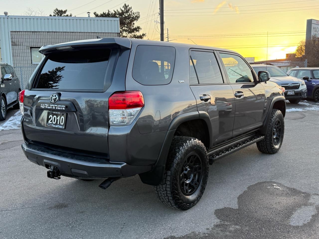 2010 Toyota 4Runner 4WD 4dr V6 SR5  EXCELENT IN & OUT LEATHER SUNROOF Photo