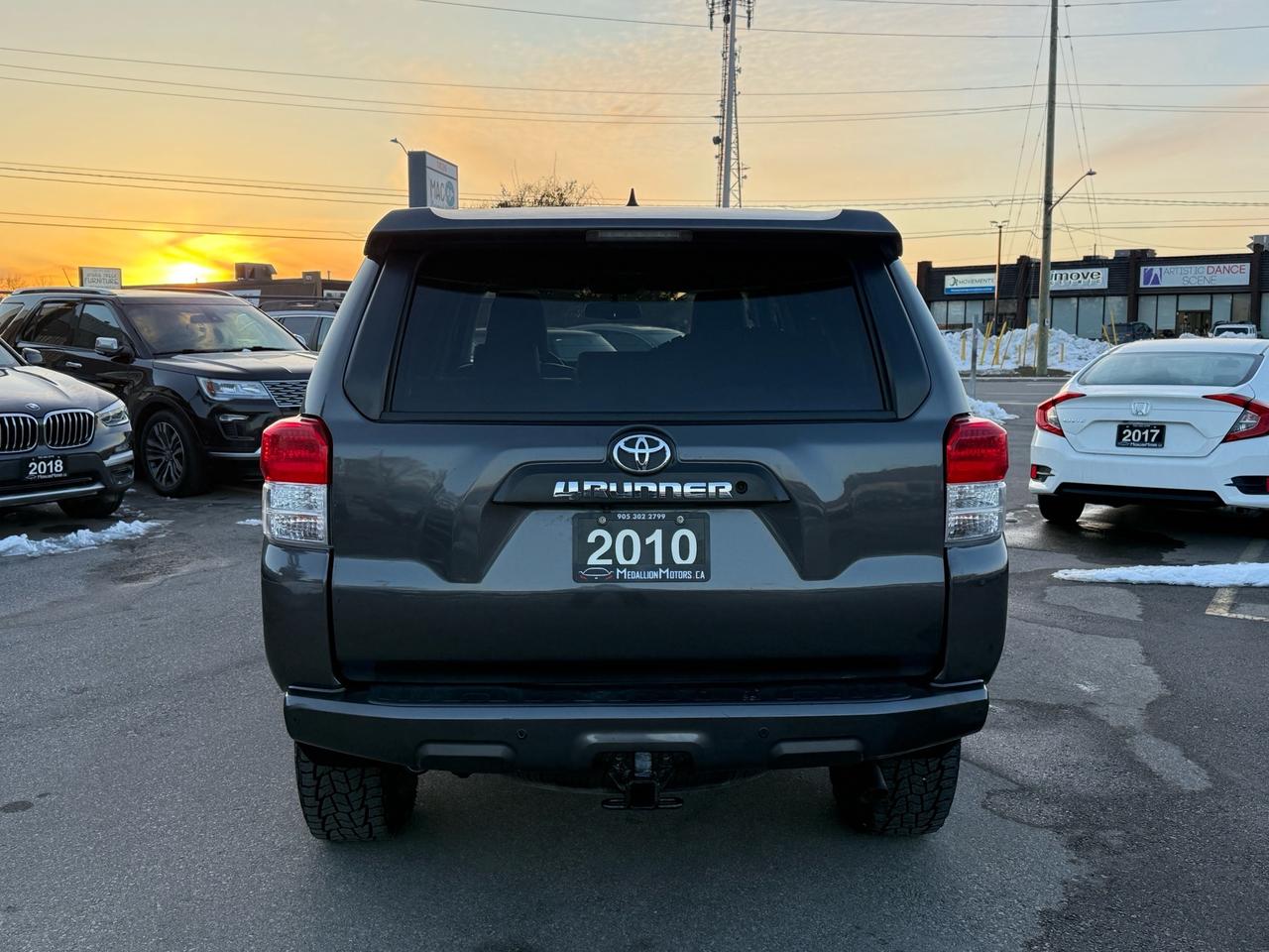 2010 Toyota 4Runner 4WD 4dr V6 SR5  EXCELENT IN & OUT LEATHER SUNROOF Photo