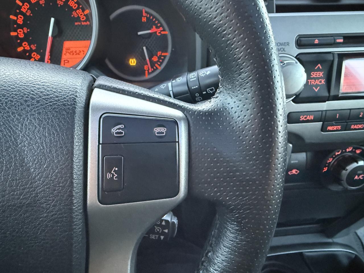 2010 Toyota 4Runner 4WD 4dr V6 SR5  EXCELENT IN & OUT LEATHER SUNROOF Photo