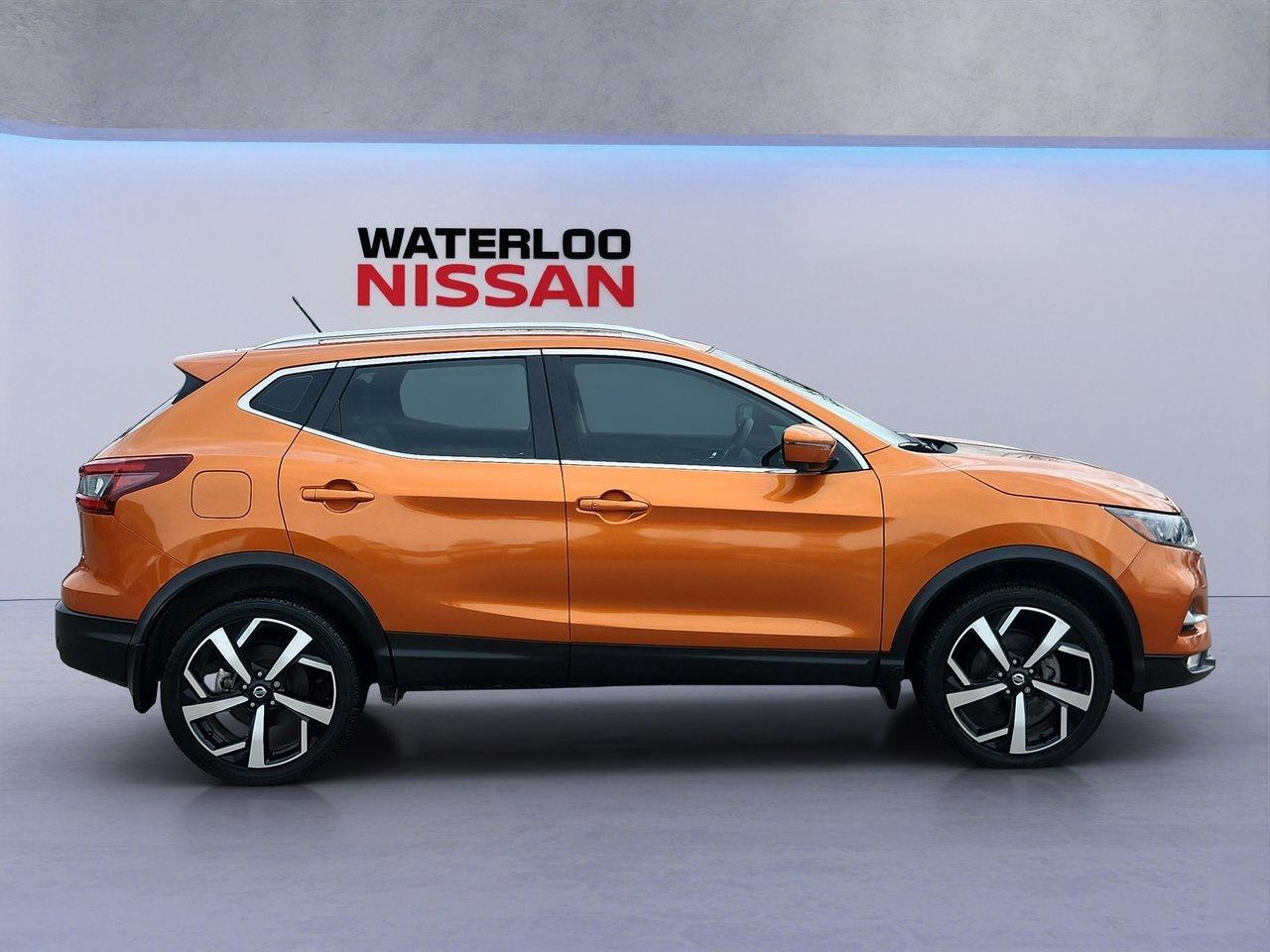 2023 Nissan Qashqai SL PLATINUM !!! NO ACCIDENTS !!! ONE OWNER !!! 19 Photo3