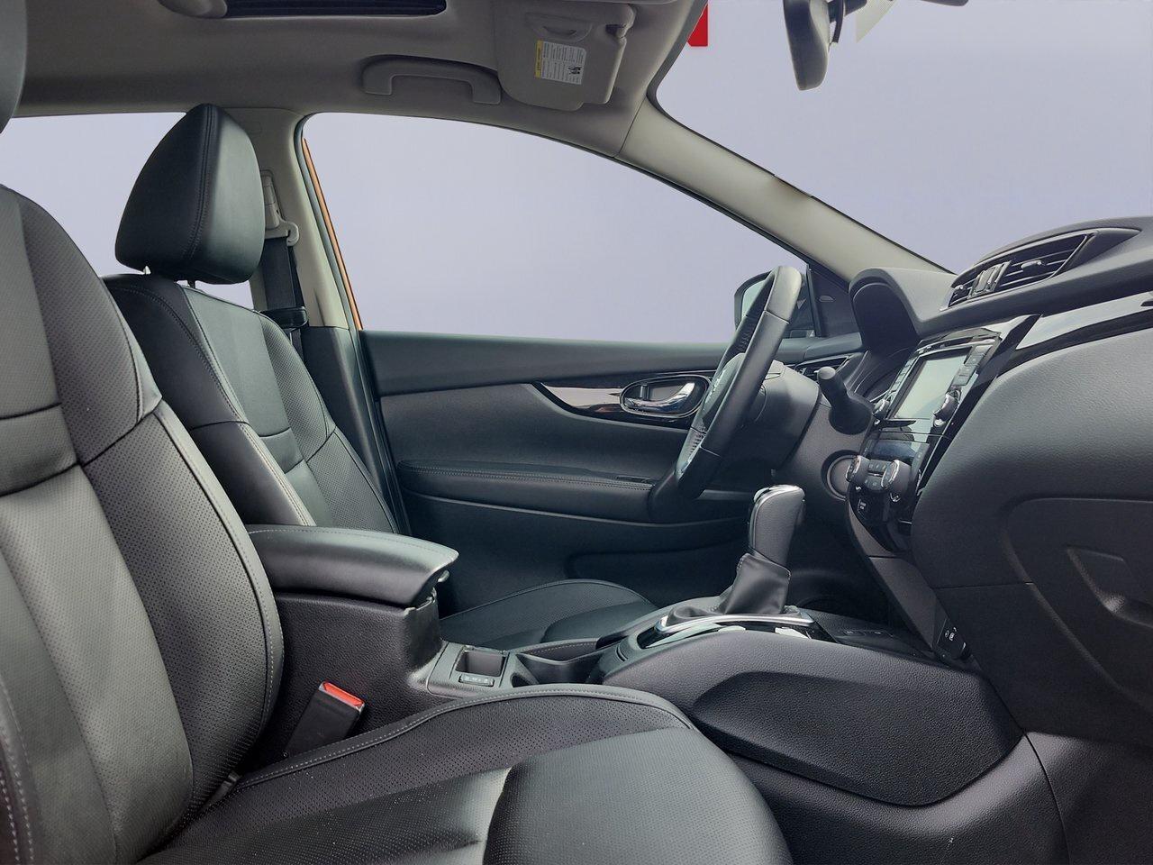 2023 Nissan Qashqai SL PLATINUM !!! NO ACCIDENTS !!! ONE OWNER !!! 19 Photo