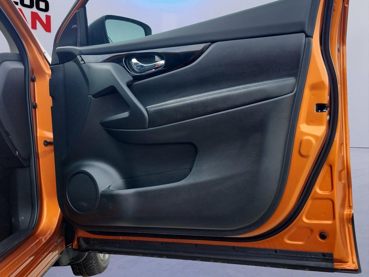 2023 Nissan Qashqai SL PLATINUM !!! NO ACCIDENTS !!! ONE OWNER !!! 19 Photo