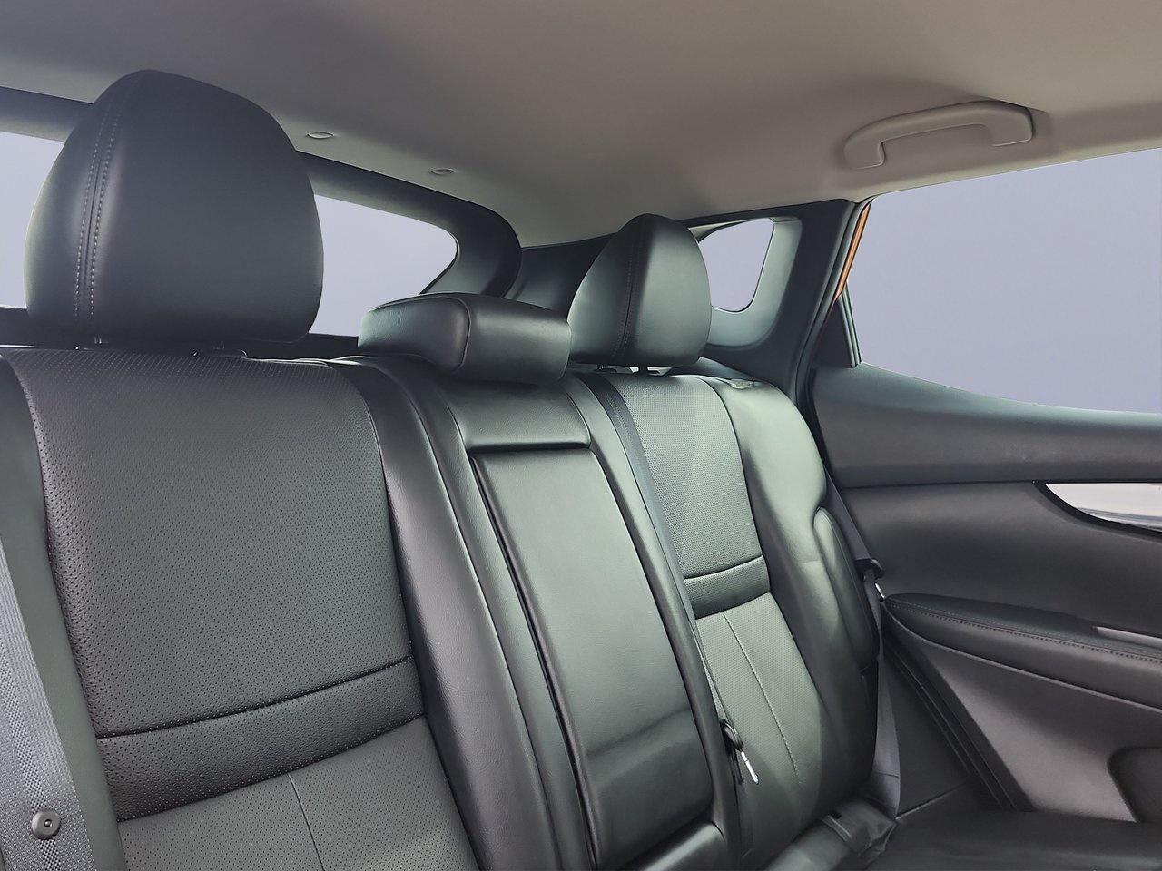 2023 Nissan Qashqai SL PLATINUM !!! NO ACCIDENTS !!! ONE OWNER !!! 19 Photo