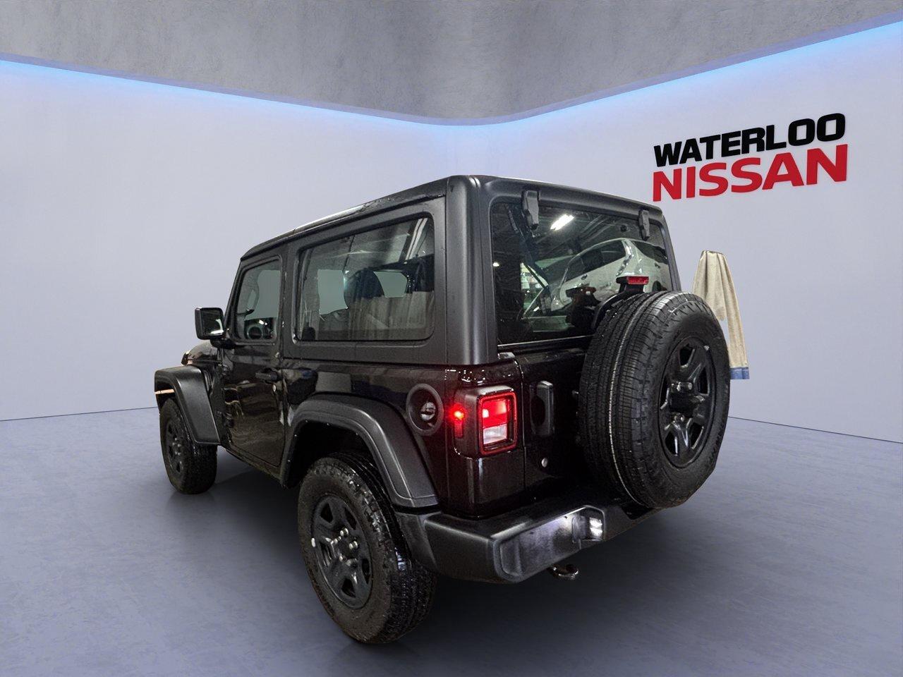 2024 Jeep Wrangler SPORT Photo2