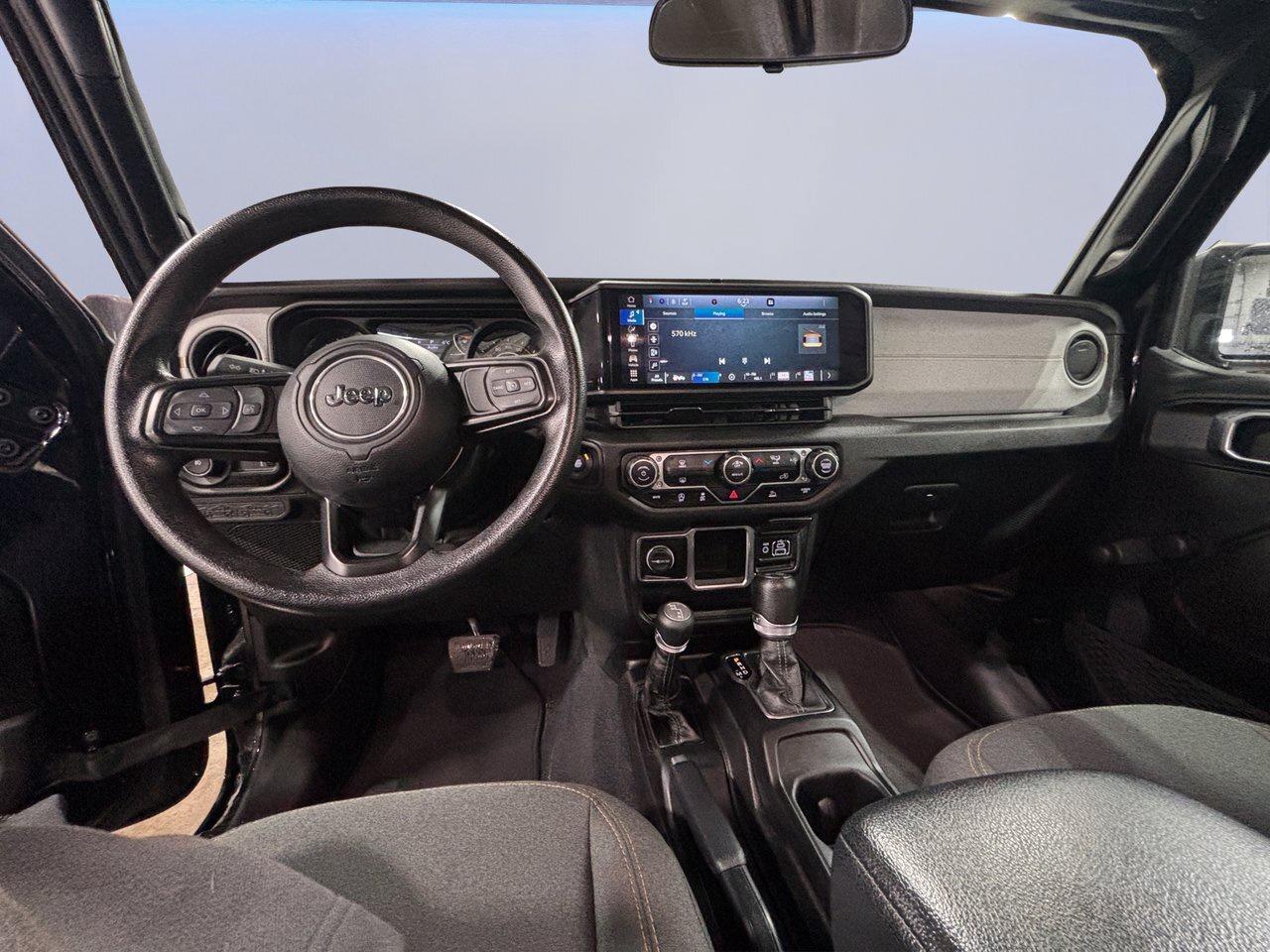 2024 Jeep Wrangler SPORT Photo