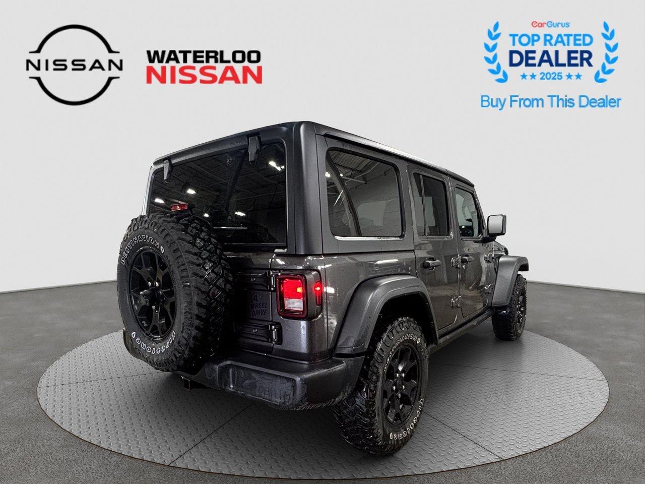 2023 Jeep Wrangler Willys Photo4