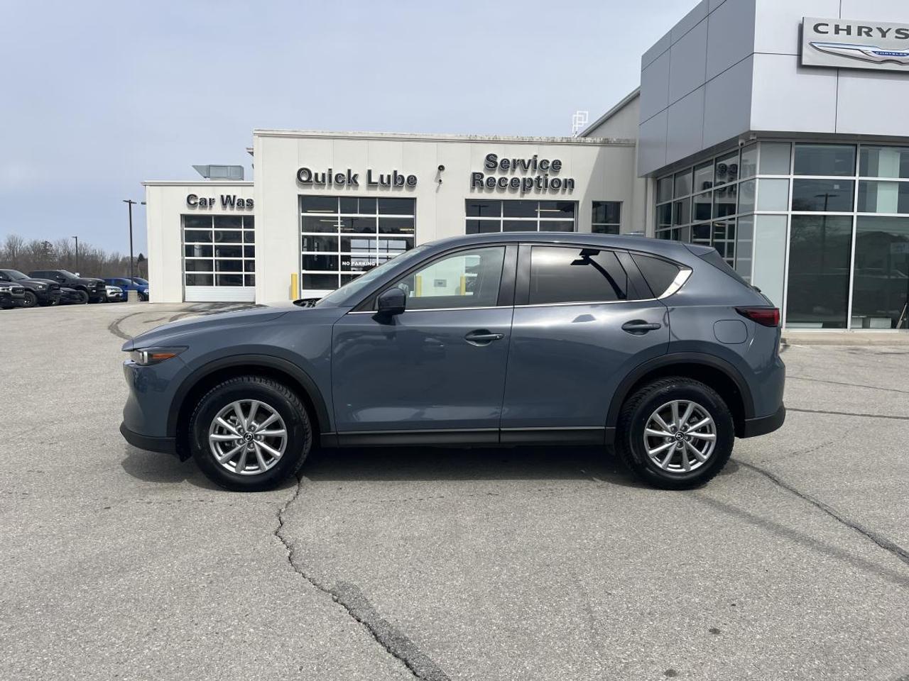 2025 Mazda CX-5 GS AWD Photo2