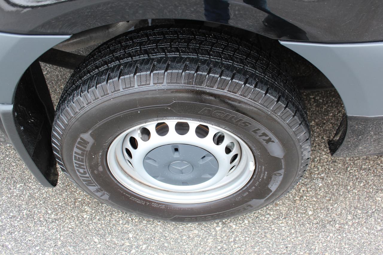 2024 Mercedes-Benz Sprinter Cargo Van 144" - "LOW ROOF" - "DIESEL" - "LEATHER SEATS" Photo