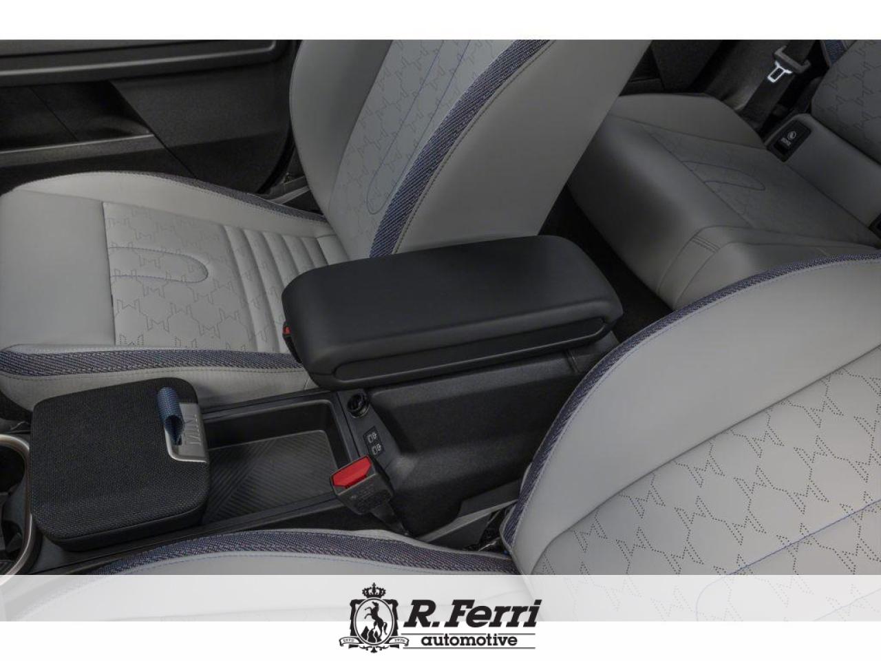 2026 MINI SE Countryman Base 4dr All-Wheel Drive ALL4 Sport Utility Photo