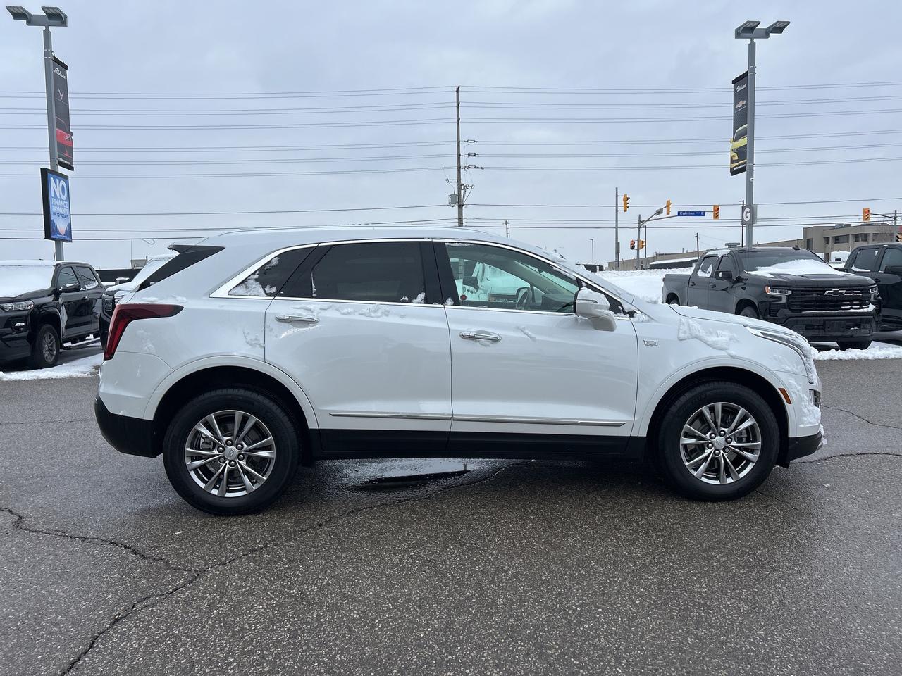 2022 Cadillac XT5 AWD 4dr Premium Luxury Photo