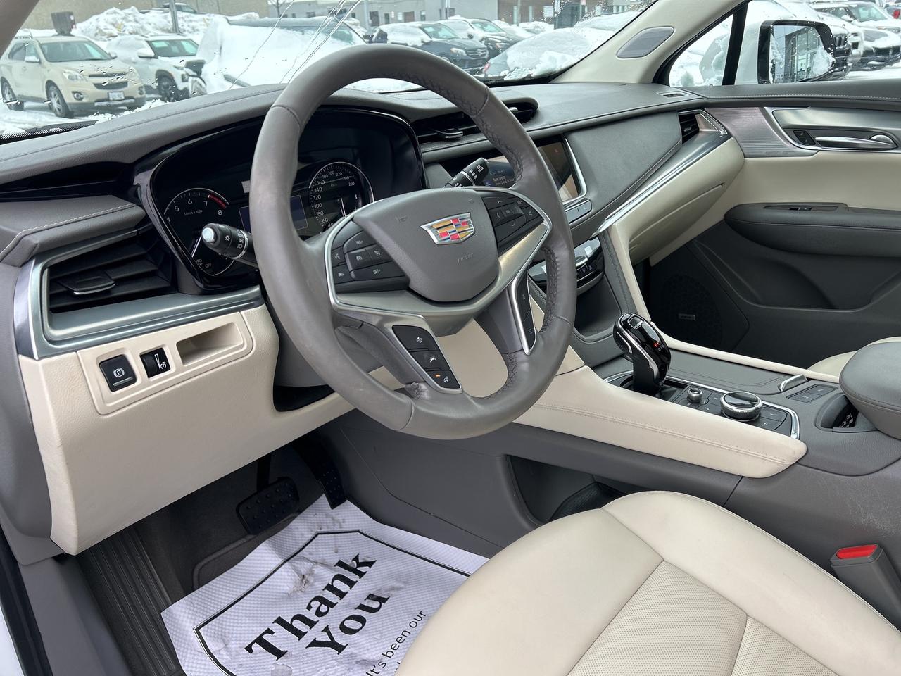 2022 Cadillac XT5 AWD 4dr Premium Luxury Photo