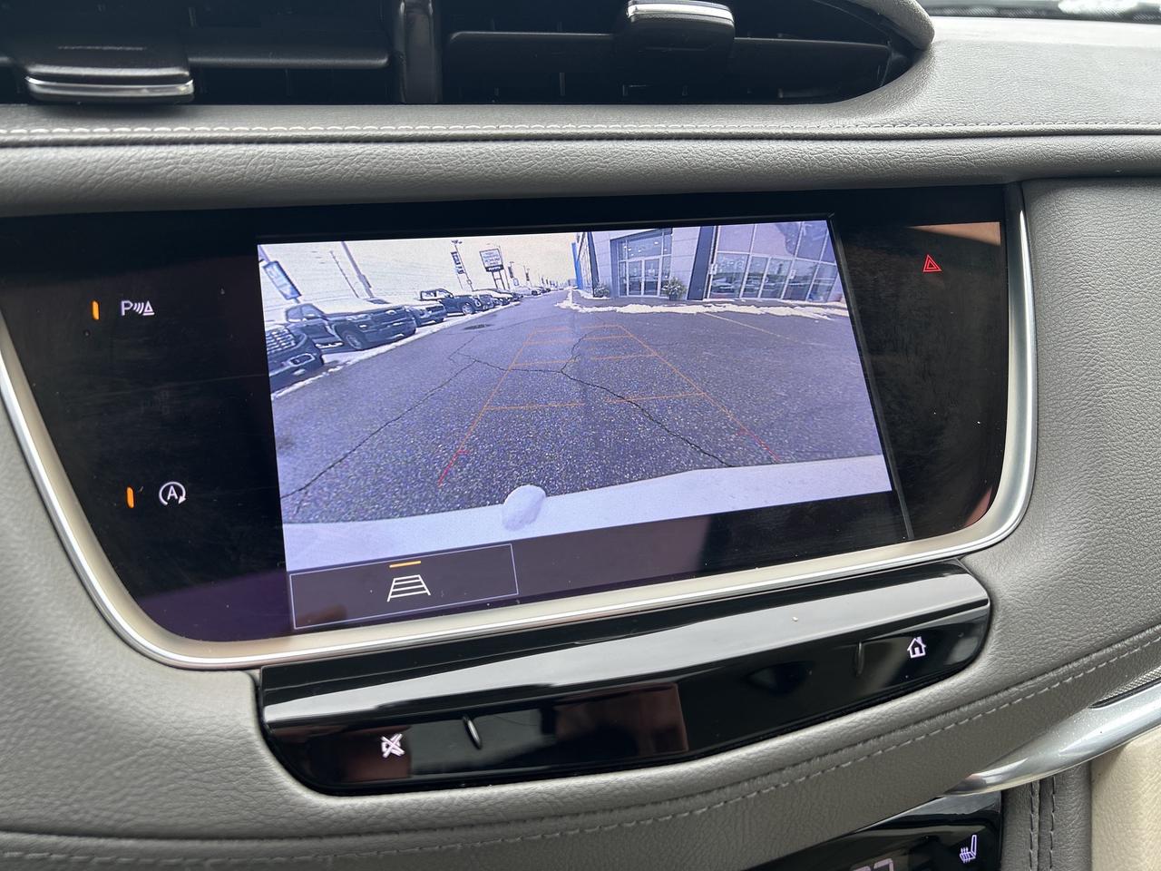 2022 Cadillac XT5 AWD 4dr Premium Luxury Photo