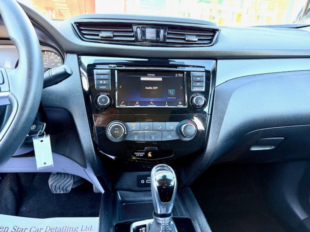 2023 Nissan Qashqai S FWD, APPLE CarPlay, BLIND SPOT, RearView CAMERA Photo