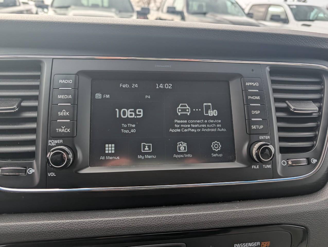 2018 Kia Sedona LX Photo