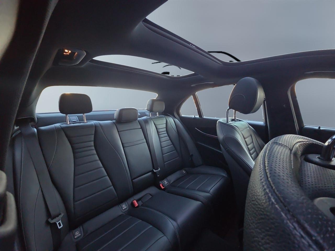 2017 Mercedes-Benz E-Class E400 4MATIC AMG PKG * HUD / BURMESTER / COOLED SEA Photo