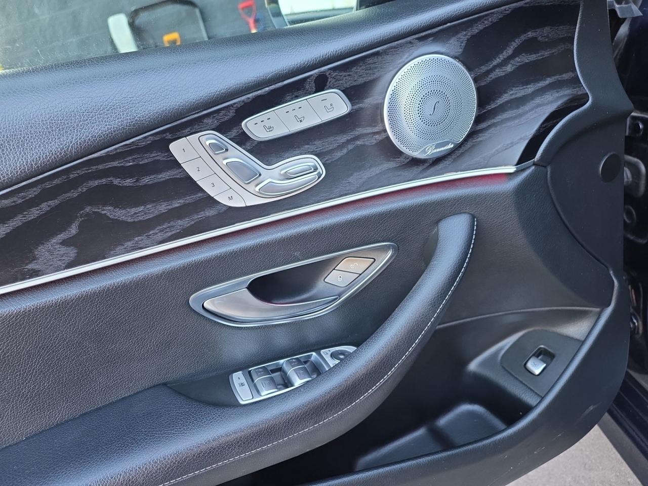 2017 Mercedes-Benz E-Class E400 4MATIC AMG PKG * HUD / BURMESTER / COOLED SEA Photo
