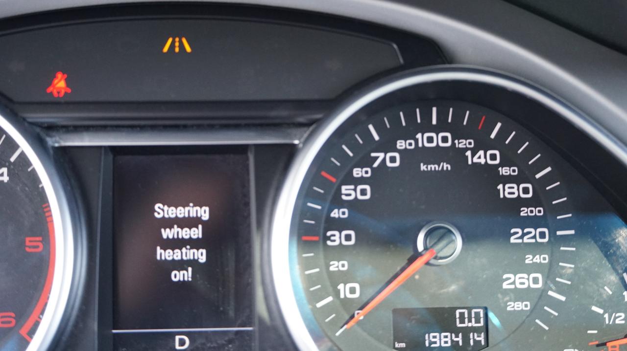 2015 Audi Q7 quattro 3.0L TDI Vorsprung Edition S-LINE 3rd ROW Photo