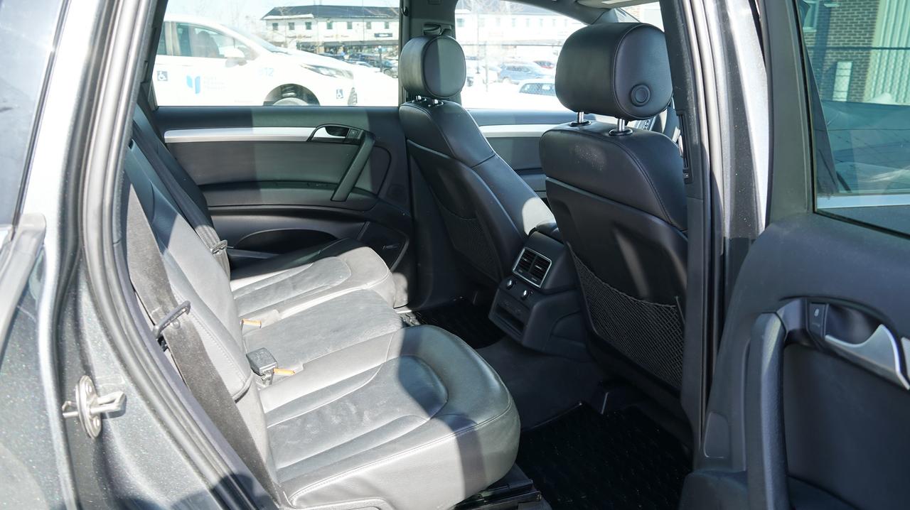 2015 Audi Q7 quattro 3.0L TDI Vorsprung Edition S-LINE 3rd ROW Photo