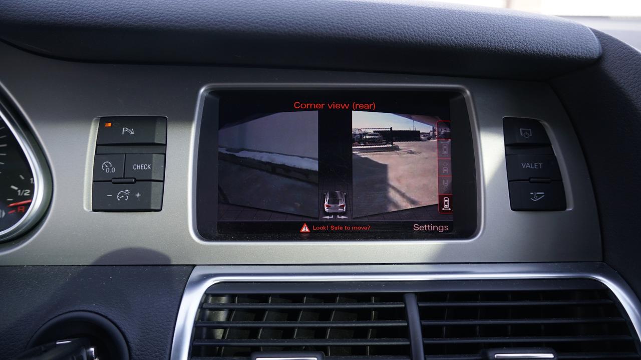 2015 Audi Q7 quattro 3.0L TDI Vorsprung Edition S-LINE 3rd ROW Photo