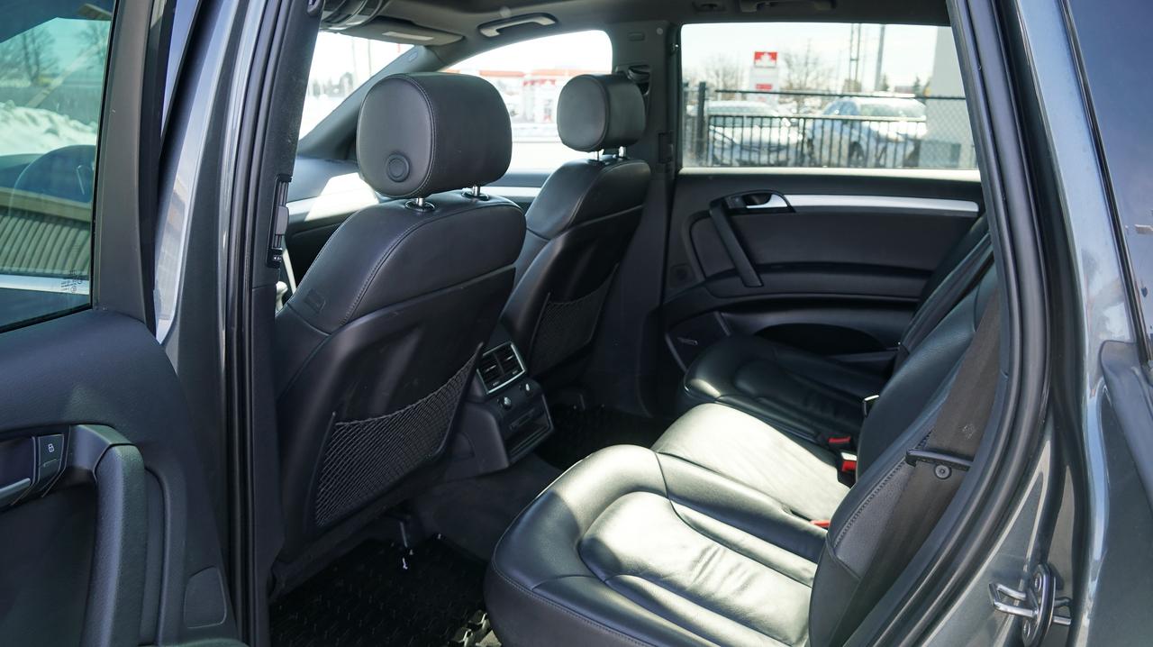2015 Audi Q7 quattro 3.0L TDI Vorsprung Edition S-LINE 3rd ROW Photo