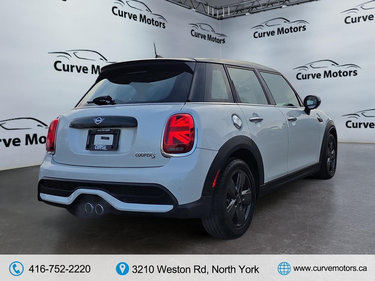 2024 MINI 5 Door Cooper S * NO ACCIDENTS / NAVI / PANORAMIC / CARPL Photo