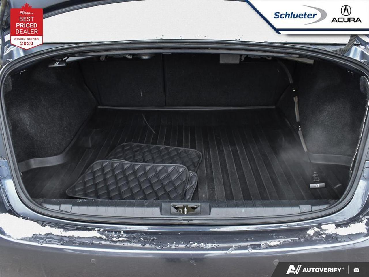 2017 Subaru Legacy 3.6R Limited w Tech PKG - No Accidents! Photo