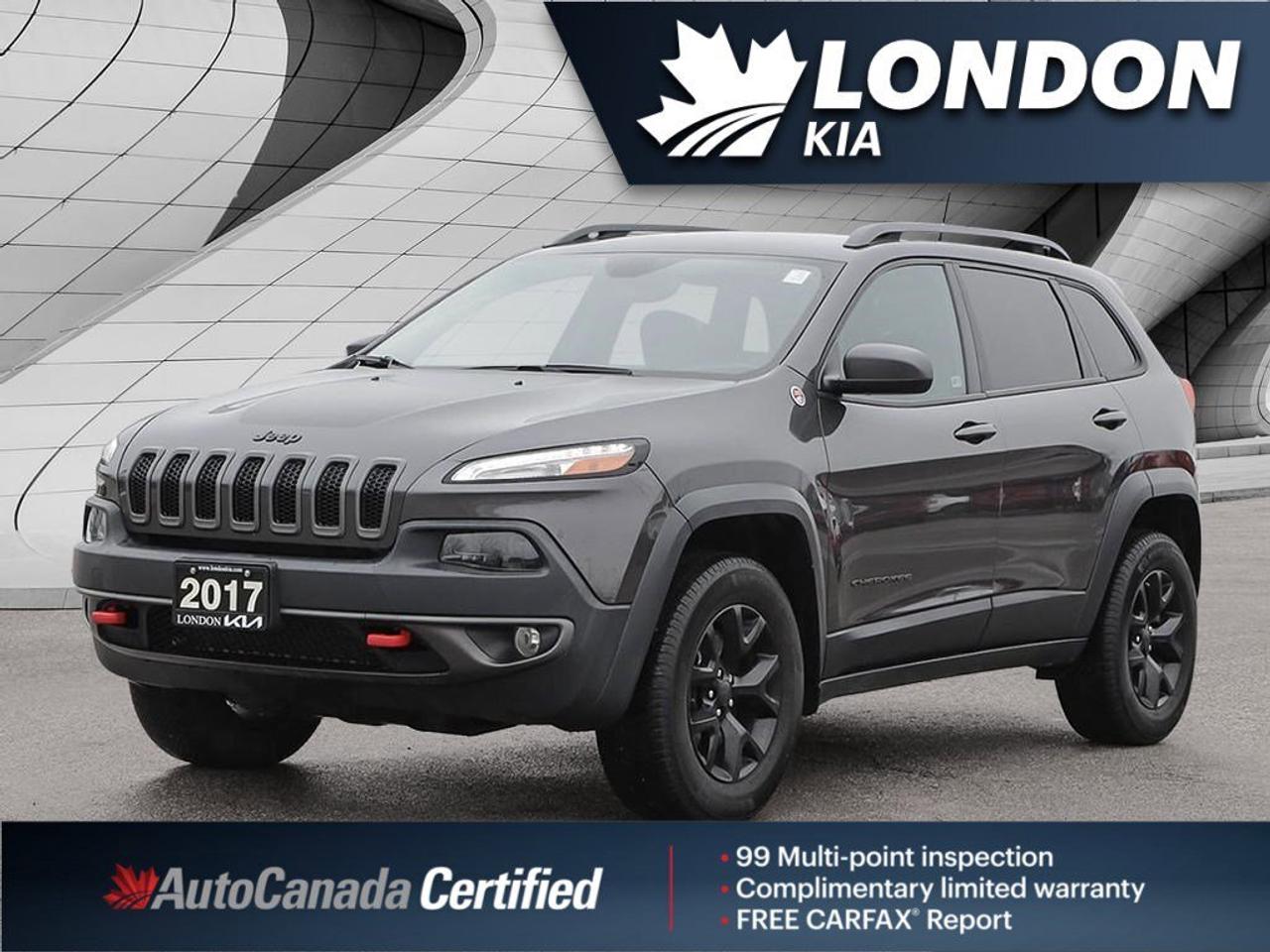 2017 Jeep Cherokee Trailhawk Photo