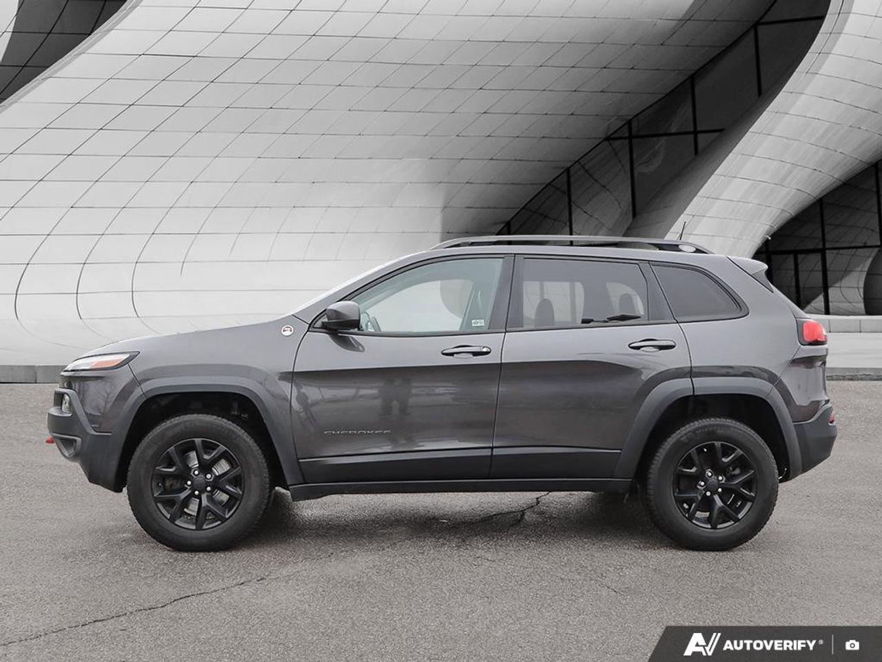 2017 Jeep Cherokee Trailhawk Photo