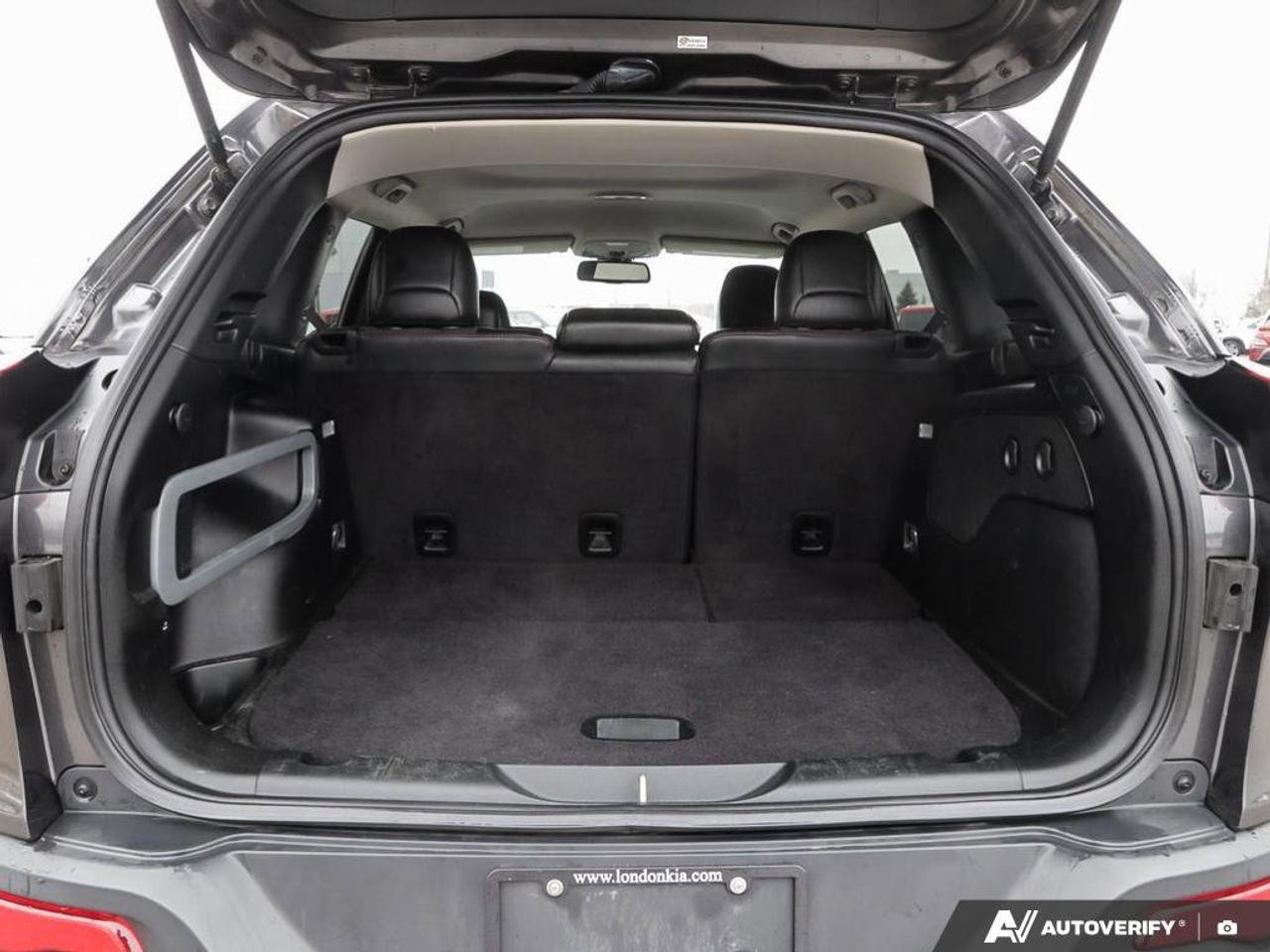 2017 Jeep Cherokee Trailhawk Photo