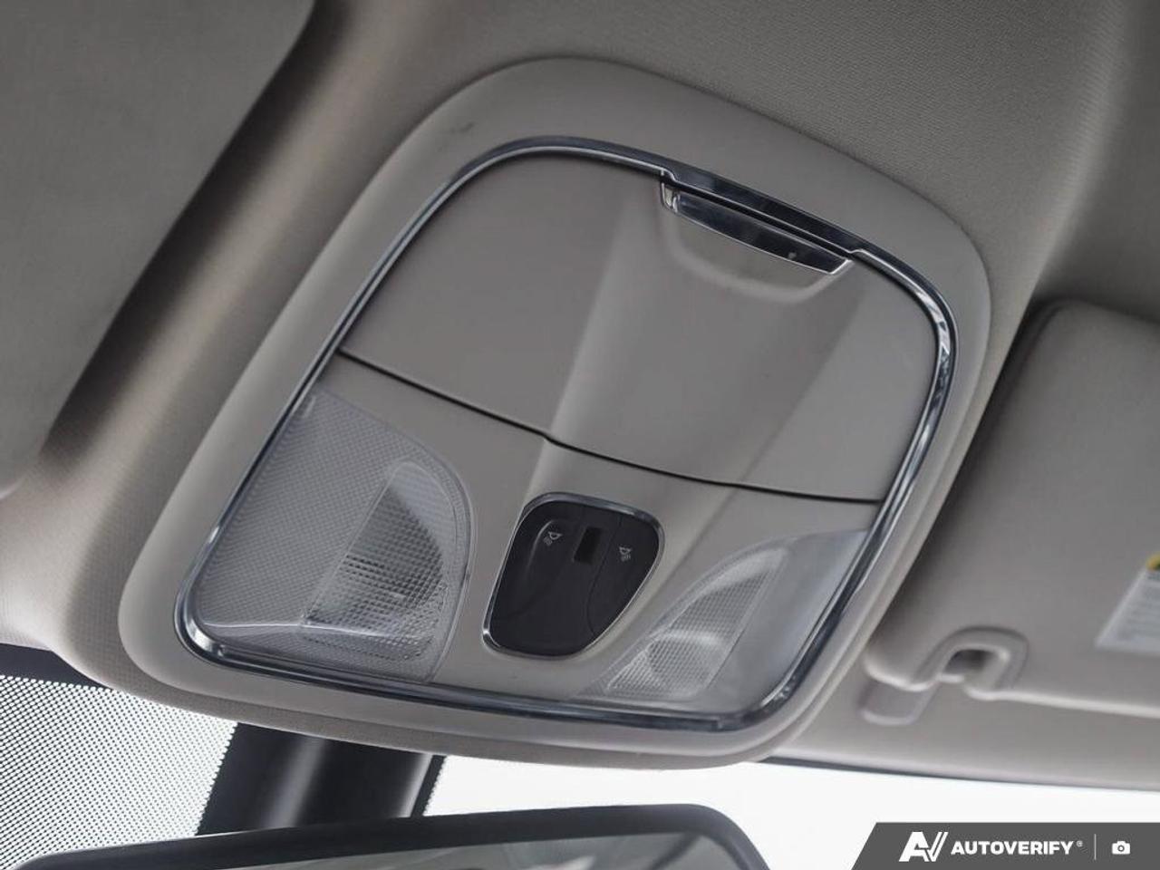 2017 Jeep Cherokee Trailhawk Photo